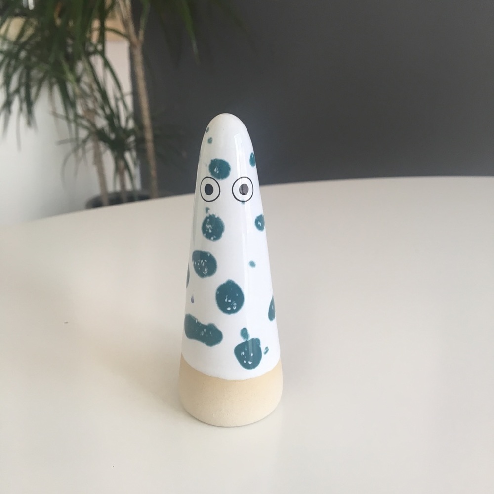 Studio Arhoj Ghost